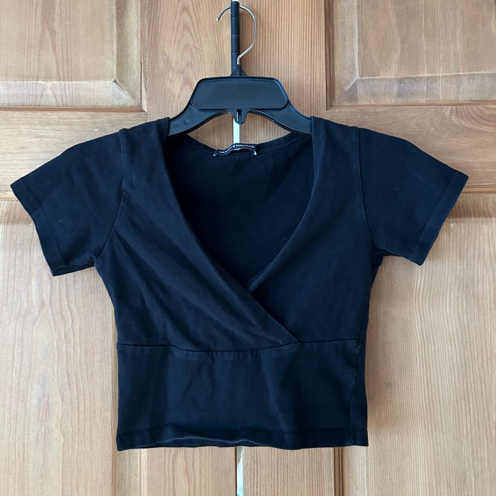 Brandy Melville Black V-Neck Wrap Top